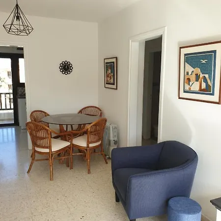 Kings Avenue - Natalia'S Apt Paphos Extérieur photo