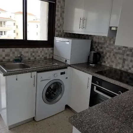 Kings Avenue - Natalia'S Apt Paphos Exterior photo